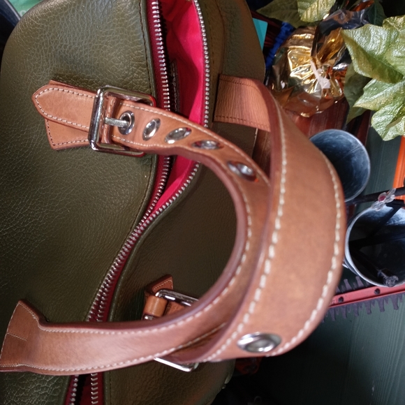 LADIES LEATHER SATCHEL BAG BY DOONEY & BOURKE - Picture 6 of 10